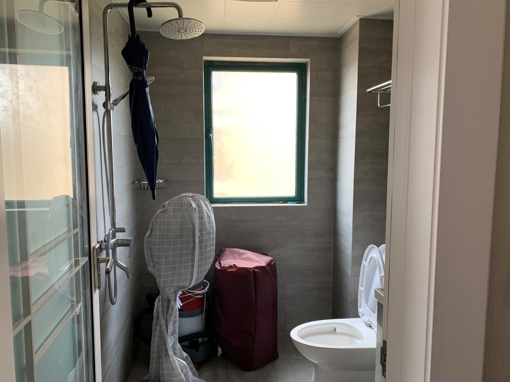 新城壹号五期顶层豪装大户型，带车位，契税已交