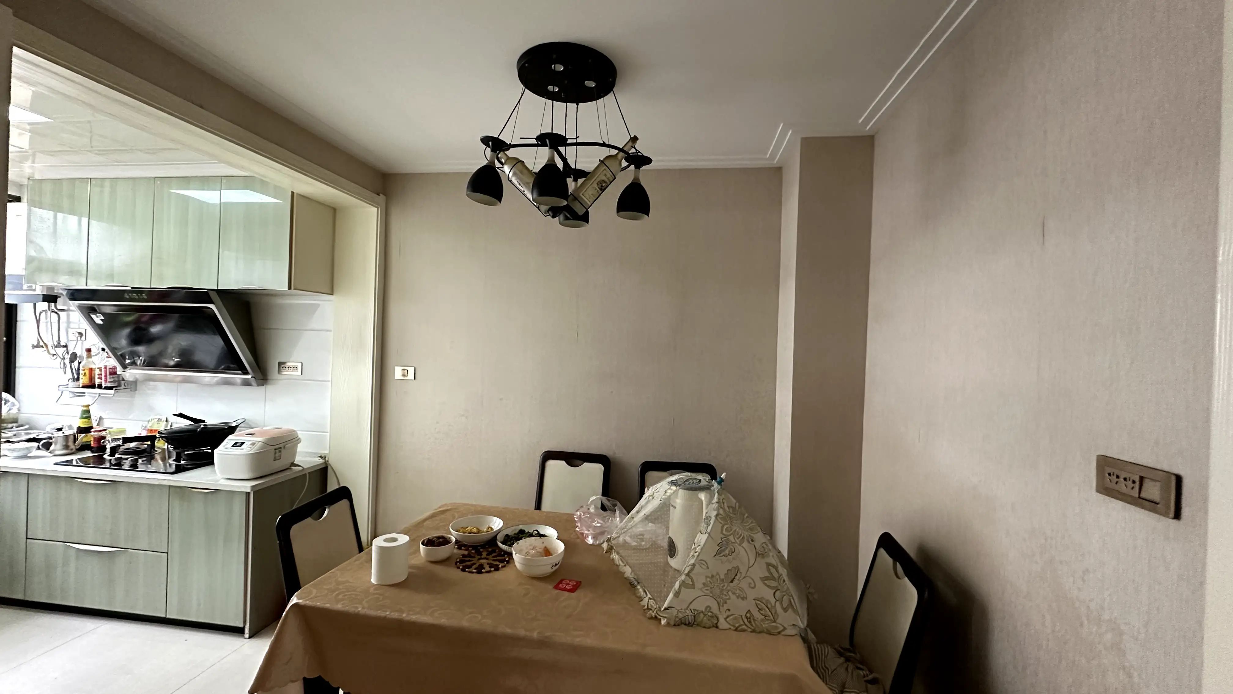 捡漏，城南，精装电梯房，精装三房，好楼层，亏本出售