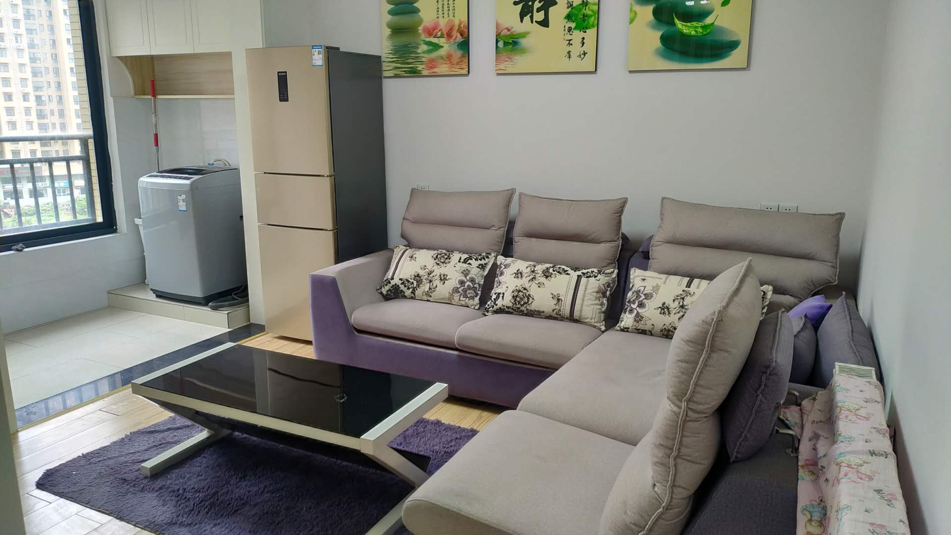 和合国际，温馨二室，环境比较大的小区，全屋带供暖，基本没住，看房方便