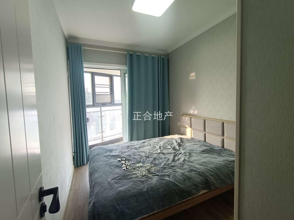 降价了，降价了，亏本出，城南，福星城，精装三房，,单价4900，全屋中央空调，满2