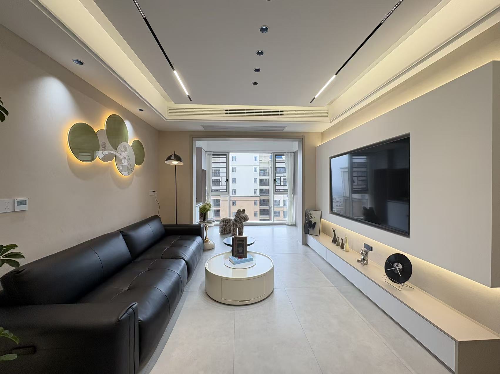 城南，沔‮天阳‬泽园，全新‮装精‬三‮两房‬卫，紧邻大‬学城，拎包入住