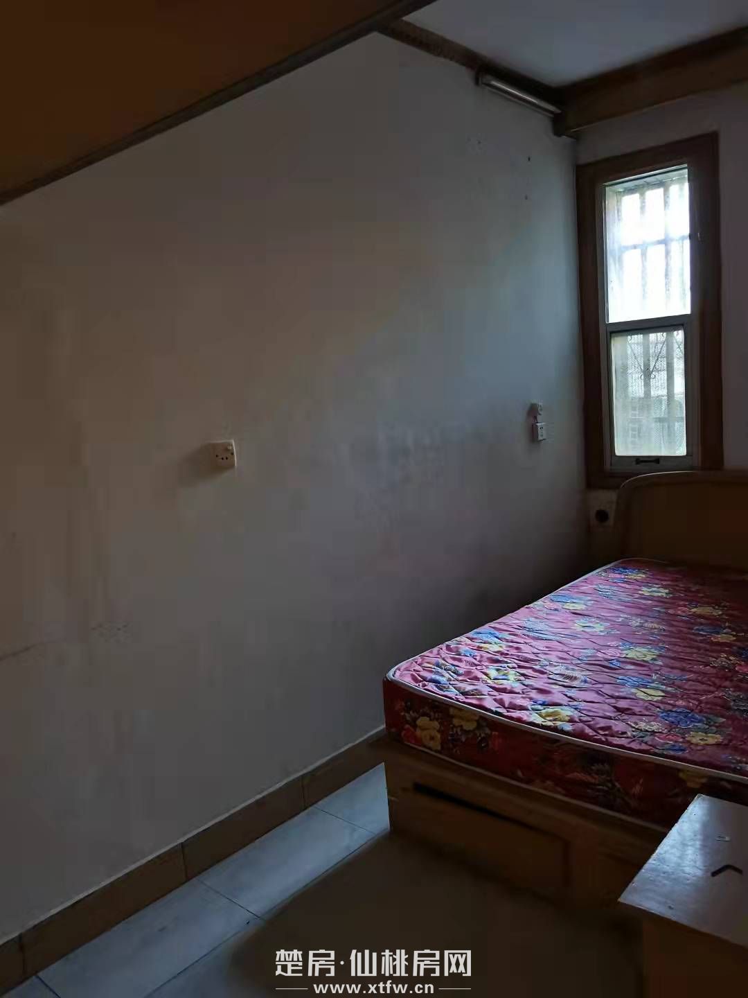 商城北门步梯好楼层、实验 旁、出门就是好邻居、商城大厦