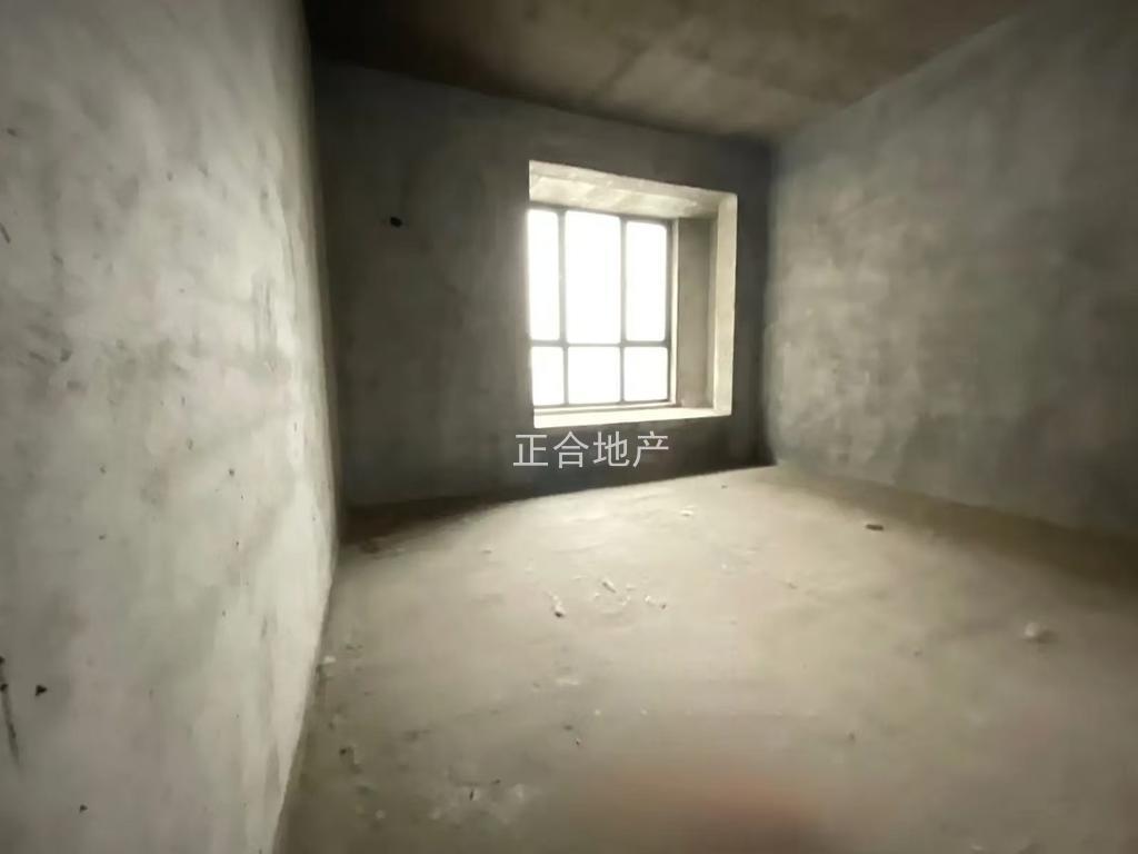 394，捡漏，城南，新城壹号，单价3800，电梯好楼层7楼，证满二