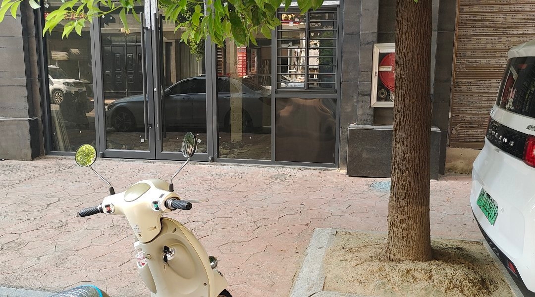 何李路水厂隔壁小区底商铺出售价格低