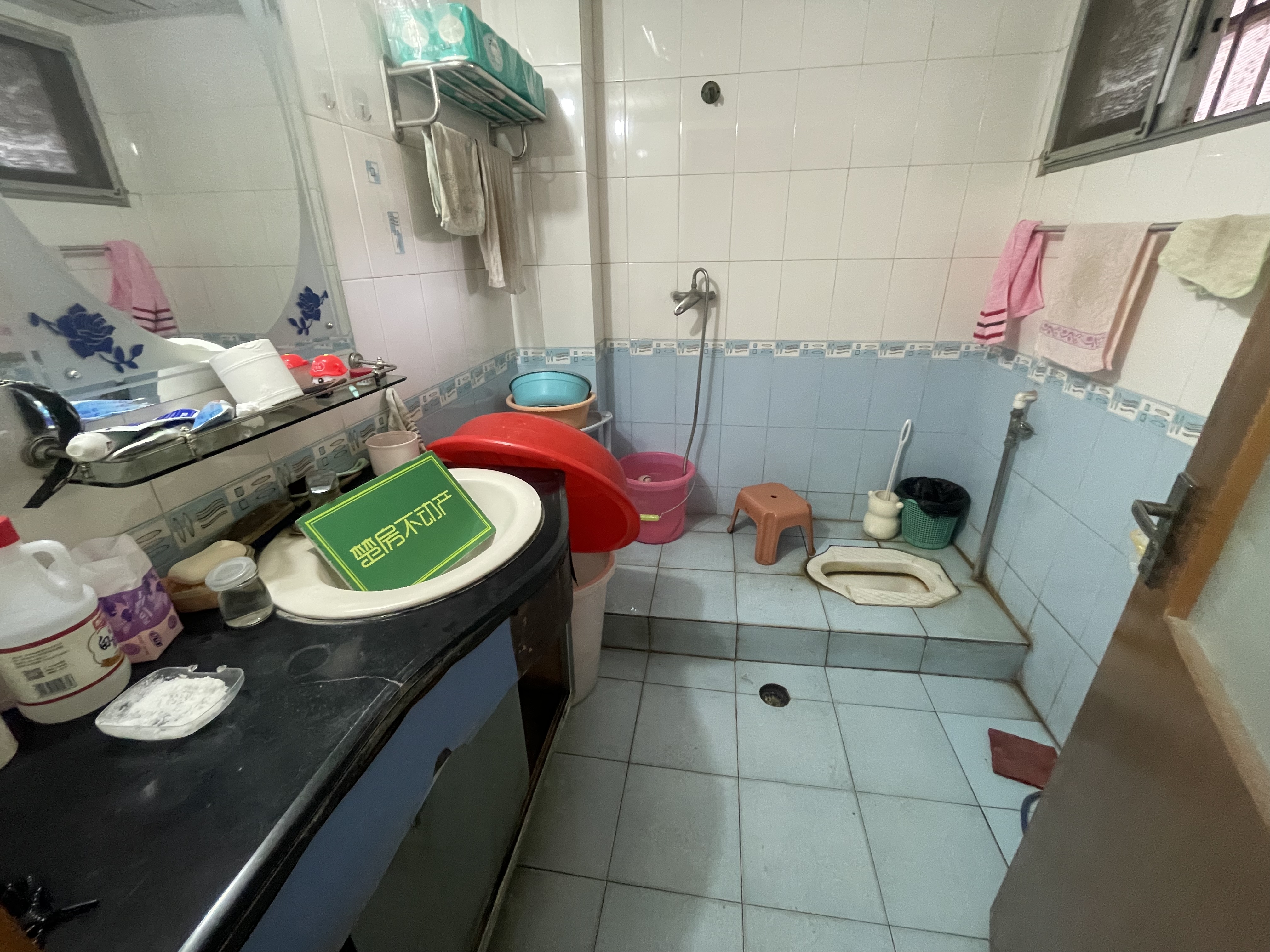 德政园.枫丹苑.周边幼儿园.超市菜场.出行方便.适合养老适合接送小孩