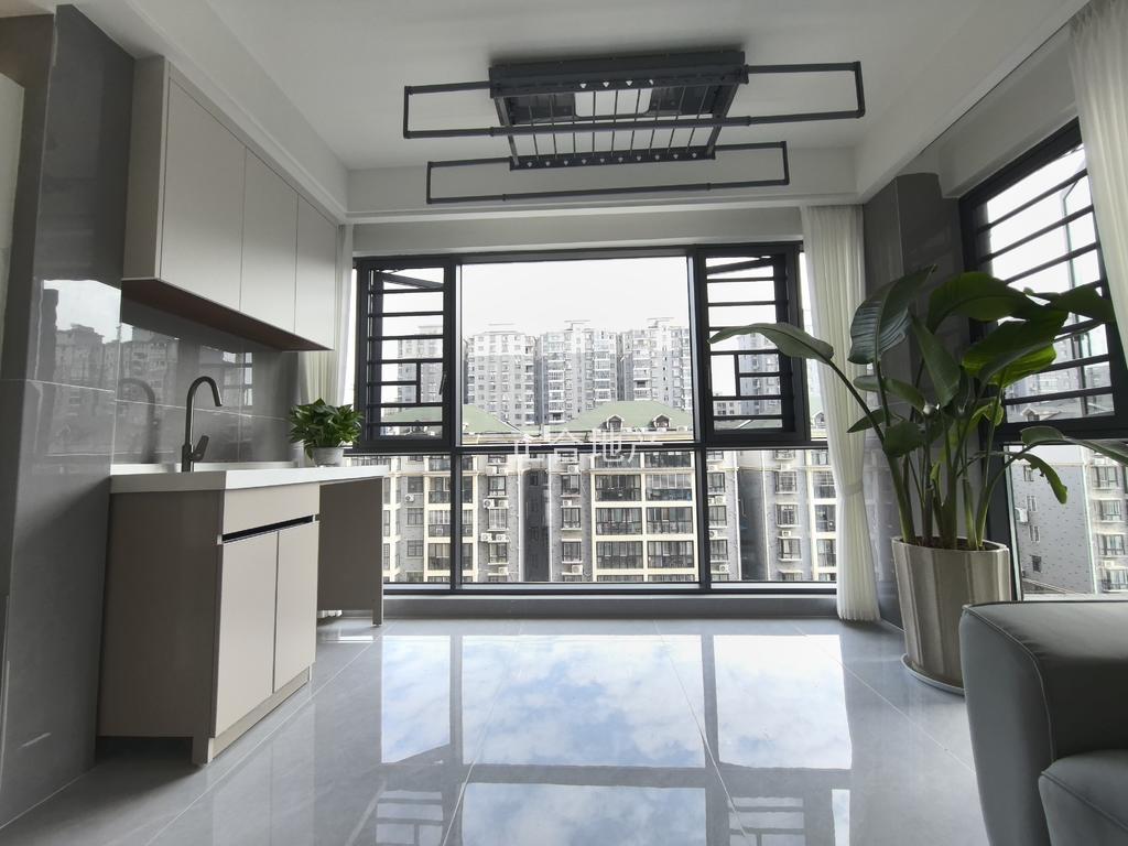 城南，天诚缘，总高17洋房，精装三房，好楼层六楼，证满二