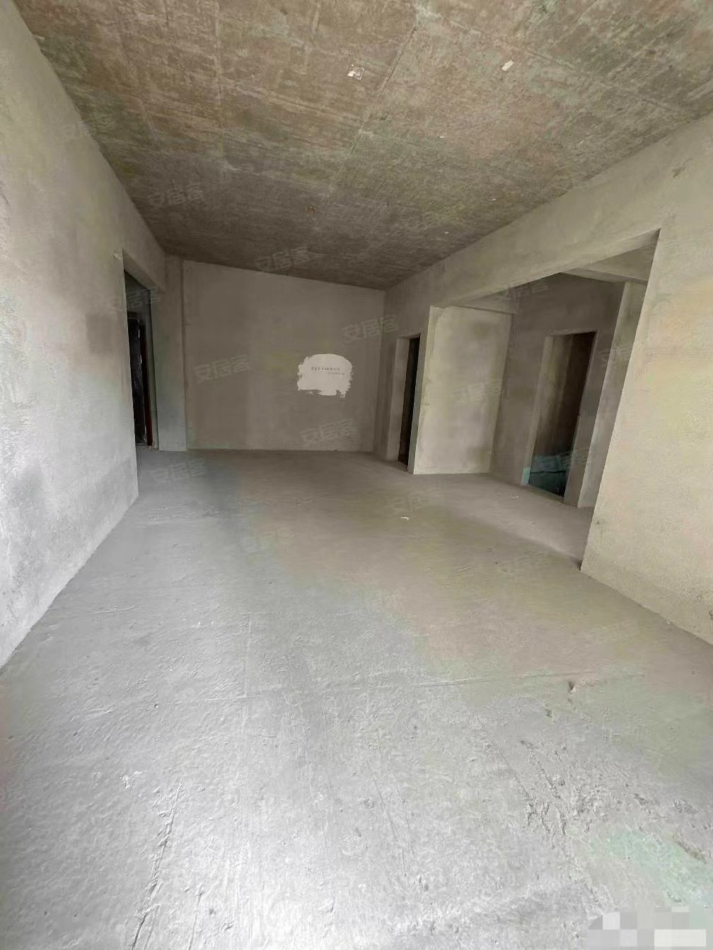 61，速度捡漏，蓝天新城，好楼层15楼，证件满二‼️单价5900，还送个地下车位