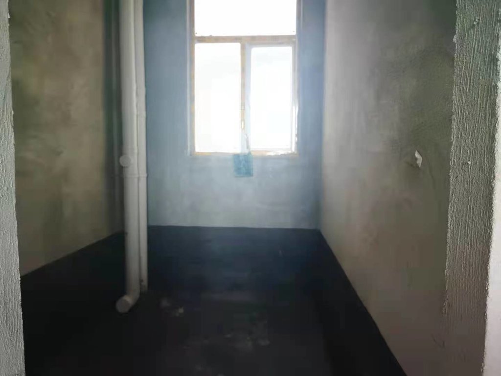 沔阳清华园毛坯三房好楼层视野好采光好业主诚心出售