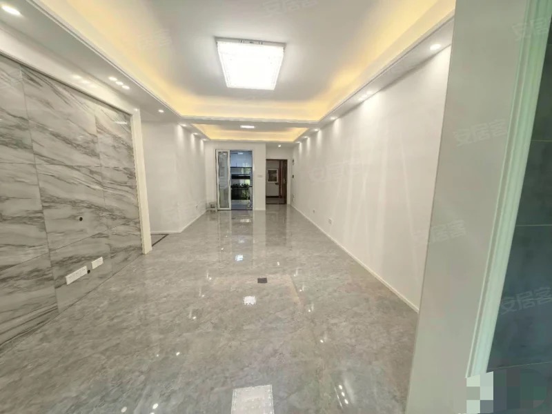 捡漏，城南，沔阳公馆，精装三房两卫，老证，成色新