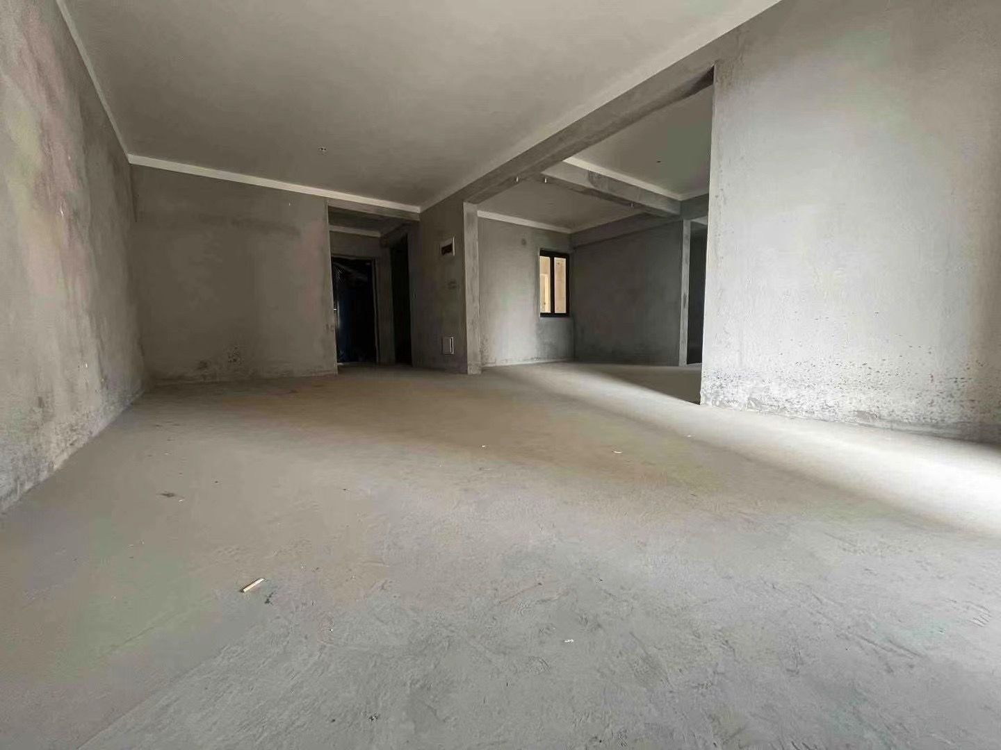 28，房东亏本出，祥生观棠府，好楼层，单价3800不到，给钱就卖，手慢无