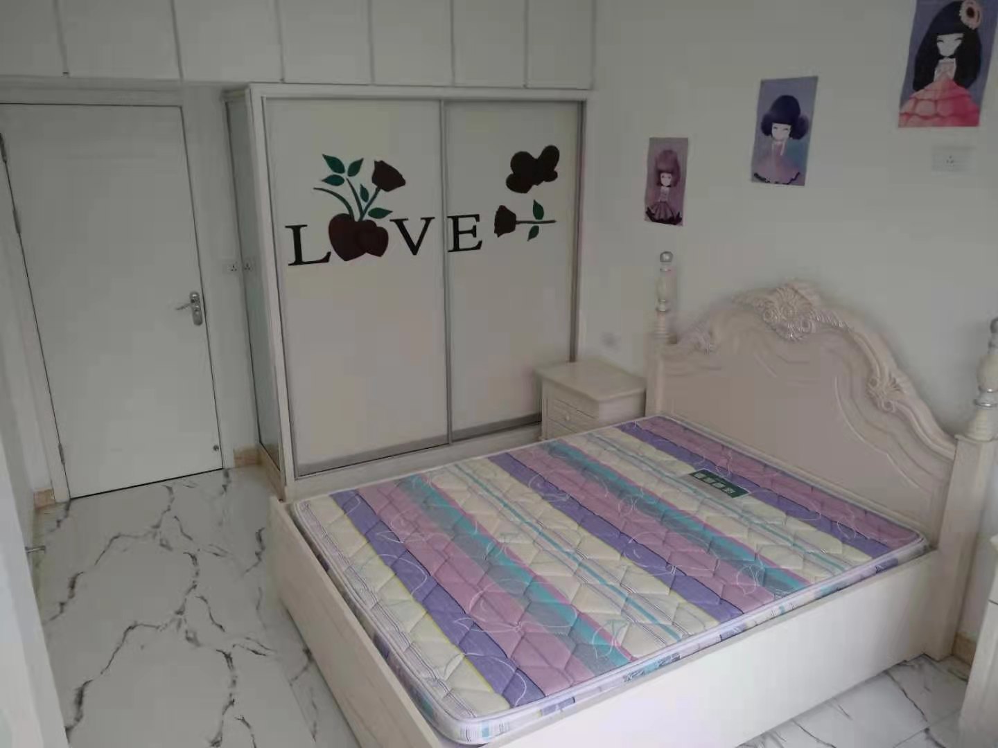 田园国际对面步梯4楼家电齐全靠近恒迪出租沃尔玛商圈