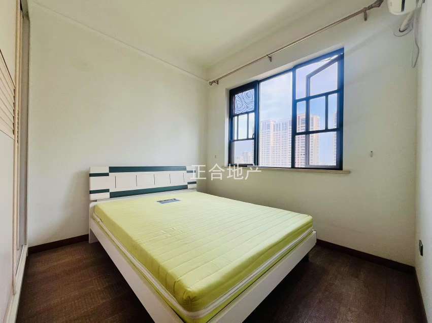 香格里拉，小高层，精装三房，好楼层，拎包入住，满五