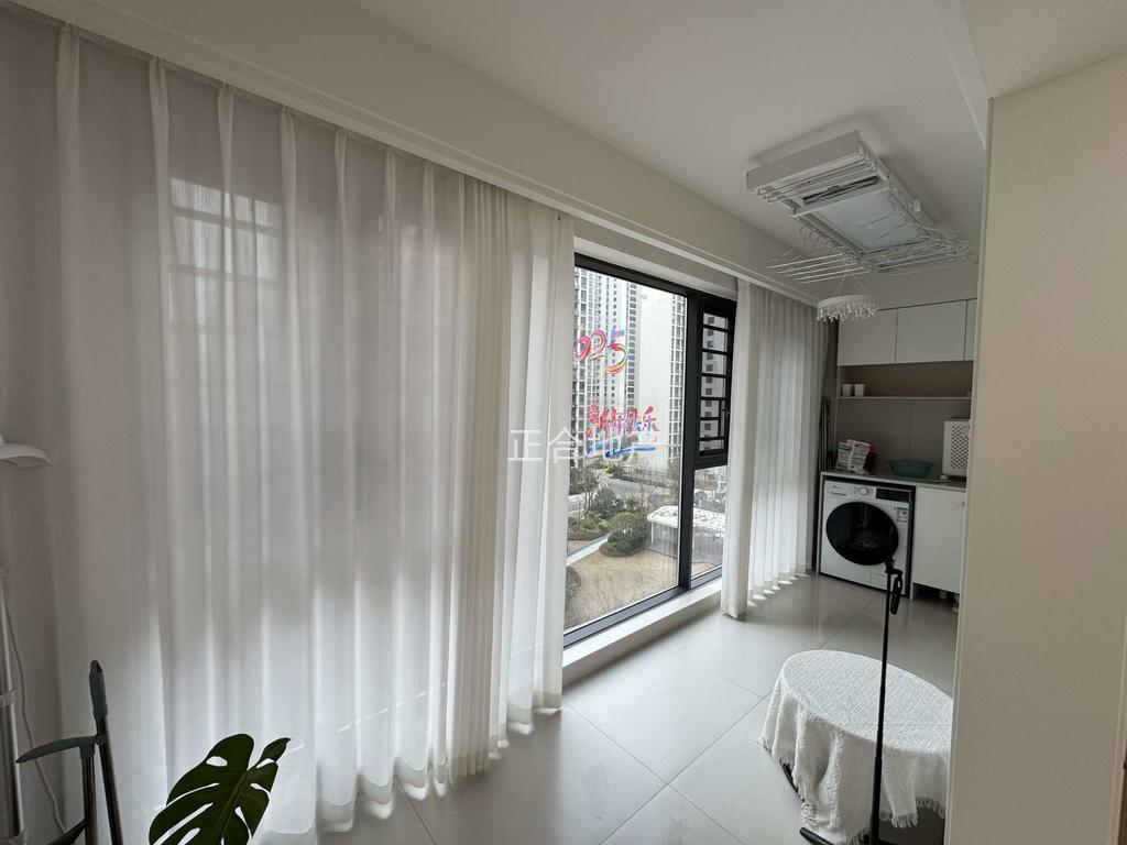 降价了，急售，城南，吾悦，电梯好楼层7楼，精装三房二卫，​全屋中央空调拎包入住