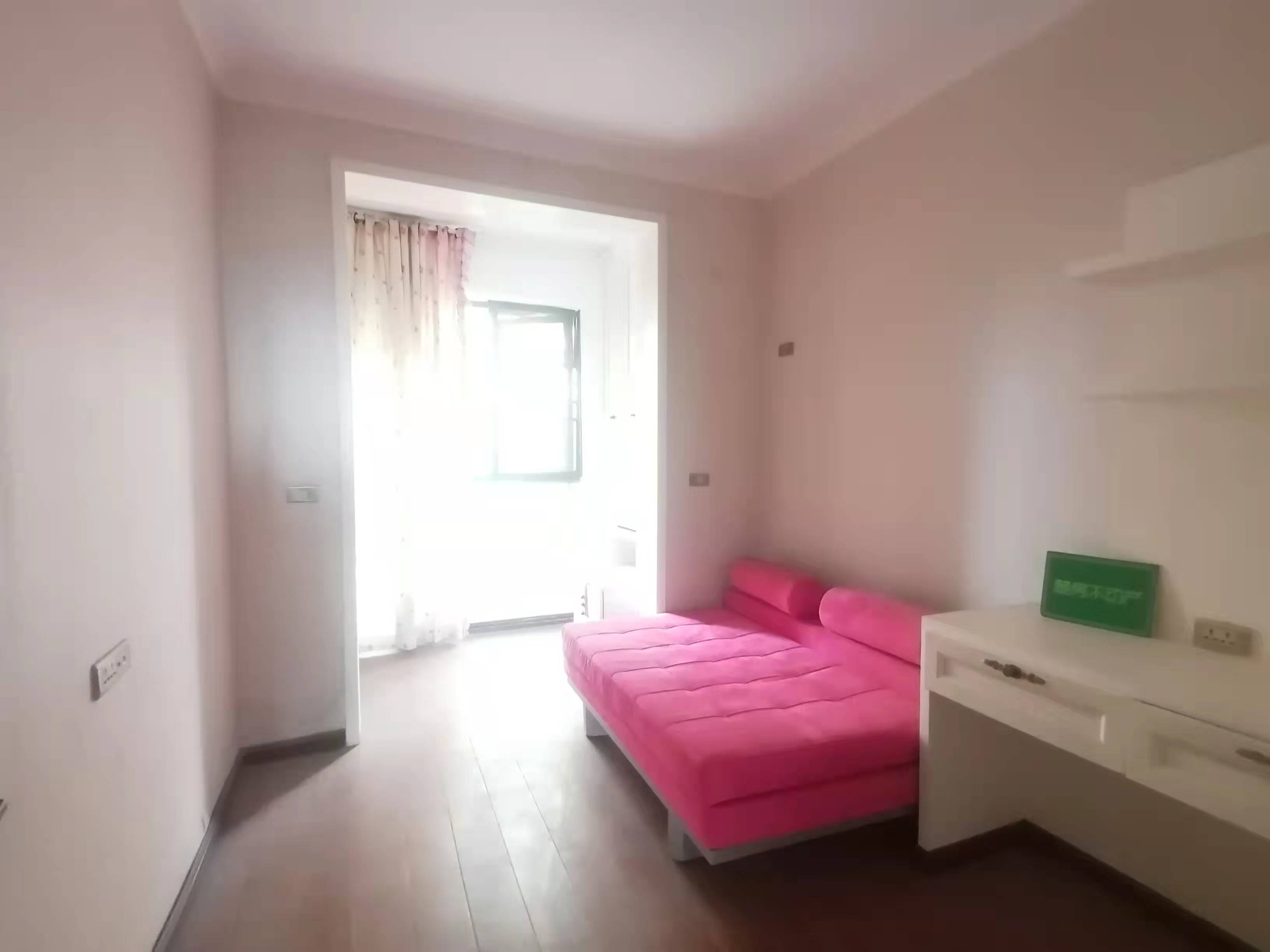 御台公馆南北通透大4房证满2年视野开阔2梯2户小高层只卖毛坯价