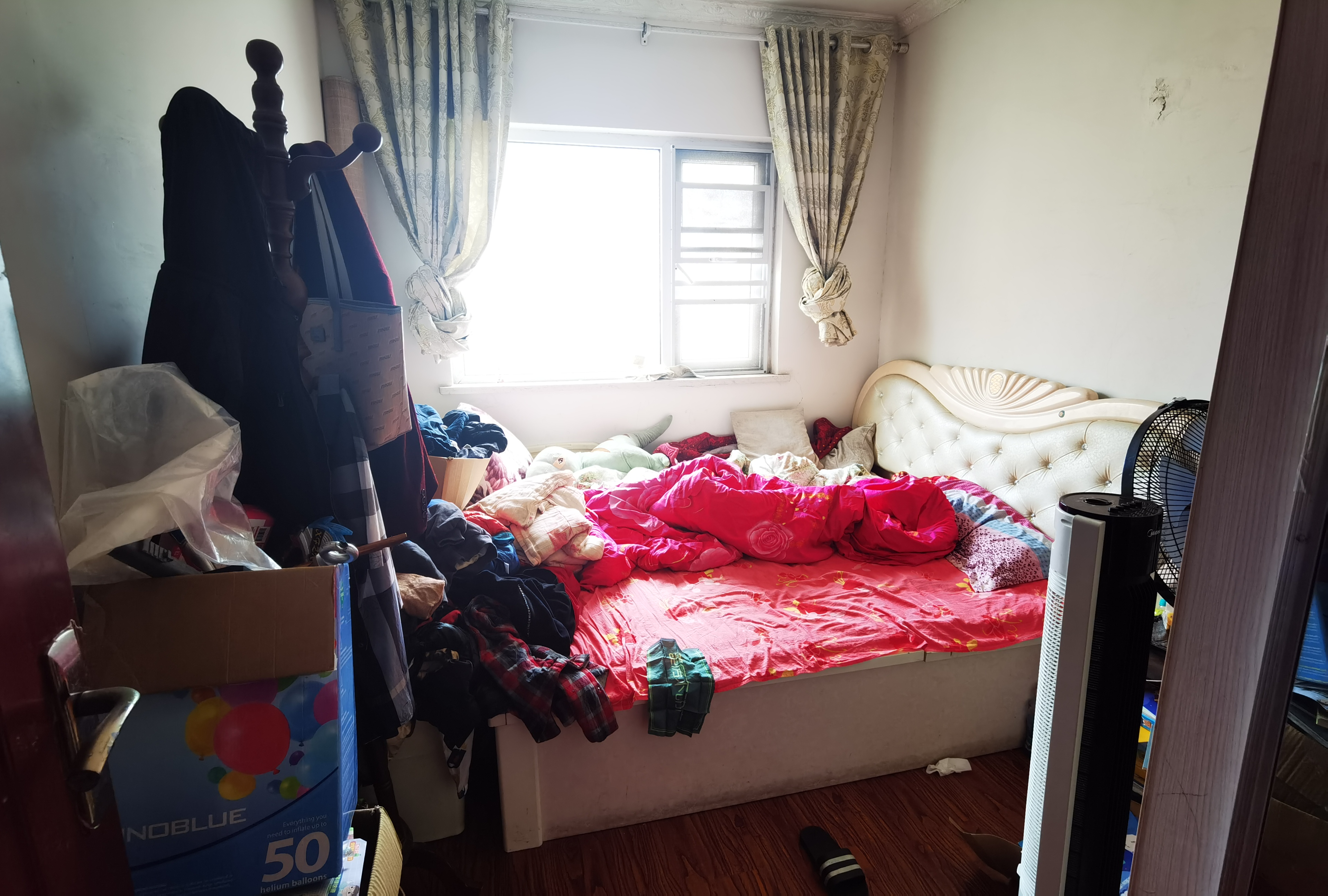 满庭春.带供暖.六千三.精装三房.看房方便.小区配套成熟