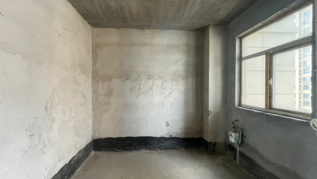 捡漏，亏本出售，沔阳清华园，单价4343，毛坯三房，小高层，证满二