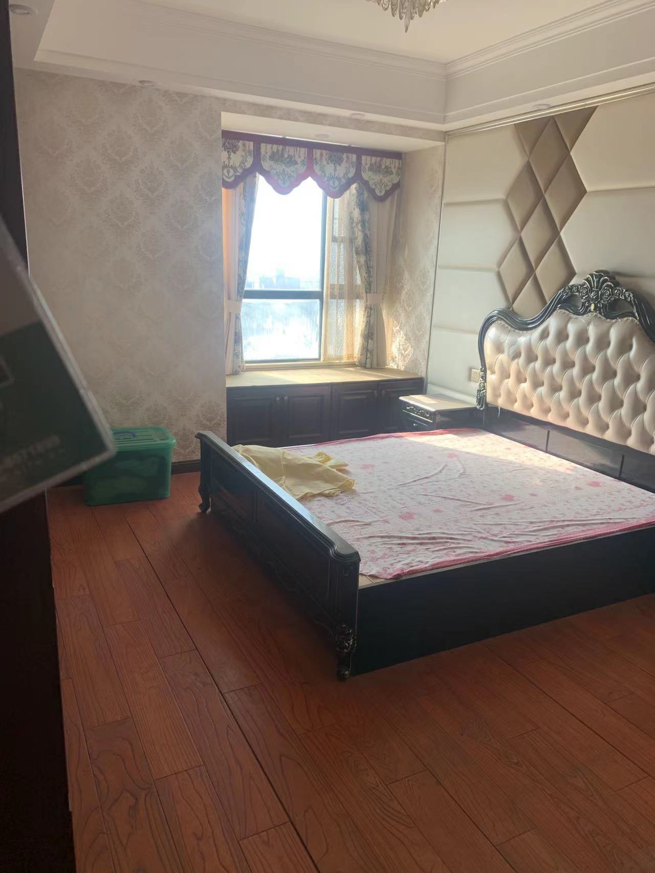 元泰未来城A区，精装修，拎包入住，好楼层