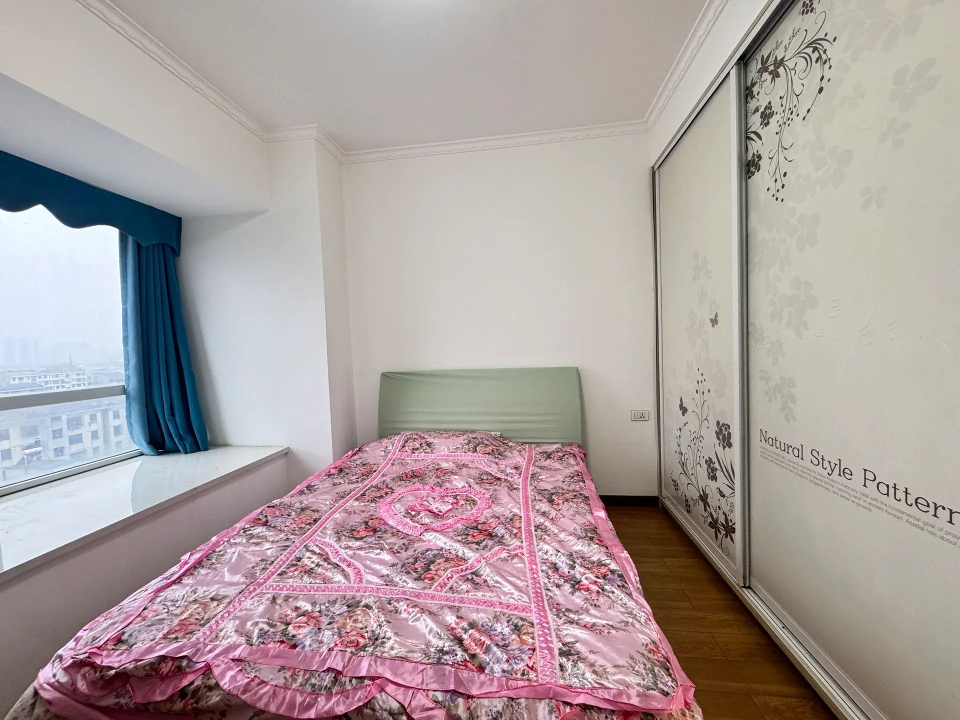 捡漏，四中附近，精装三房两卫，边户，好楼层，单价三千多，证满二