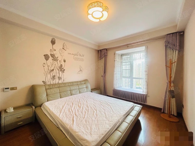 捡漏。城南，森林国际，精装三房，成色新电梯好楼层，拎包入住