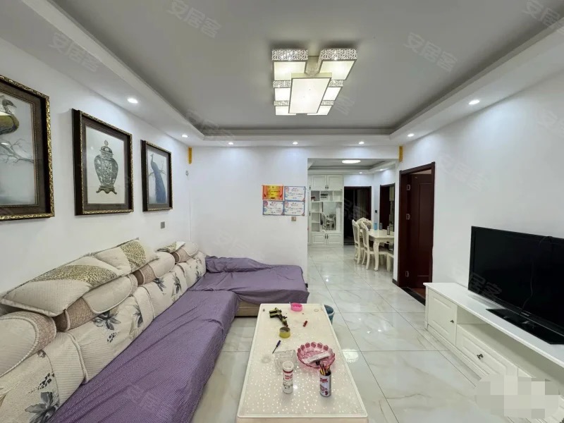 324，亏本出售，城南，元泰未来城，精装三房，9成新，中间楼层，证满二