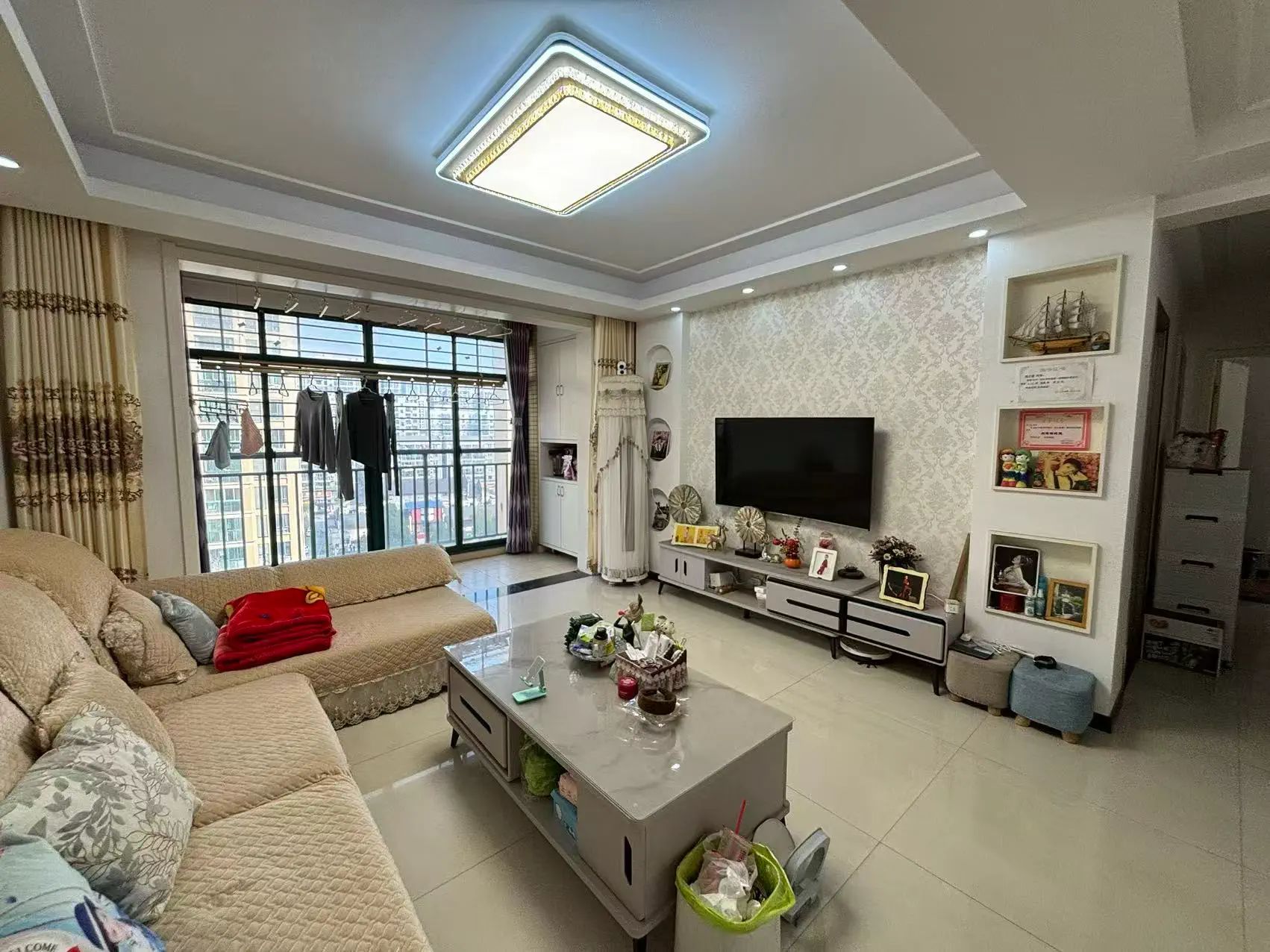 捡漏，降价了，房东急售，新城壹号，好楼层，精装三房，证满二