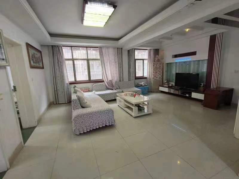 企管局宿舍.精装三房.证件满二.步梯2楼.看房方便