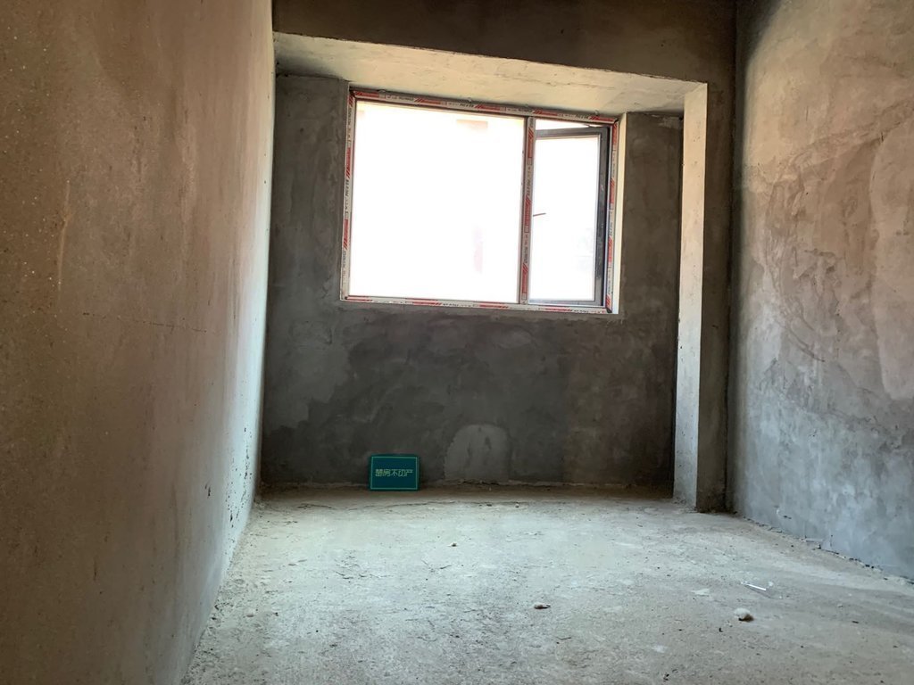 元泰未来城C区毛坯可贷款付3层采光好无遮挡看房方便