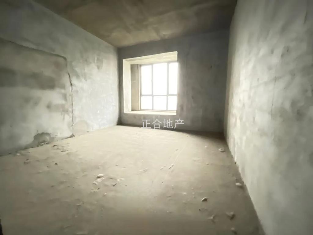 394，捡漏，城南，新城壹号，单价3800，电梯好楼层7楼，证满二