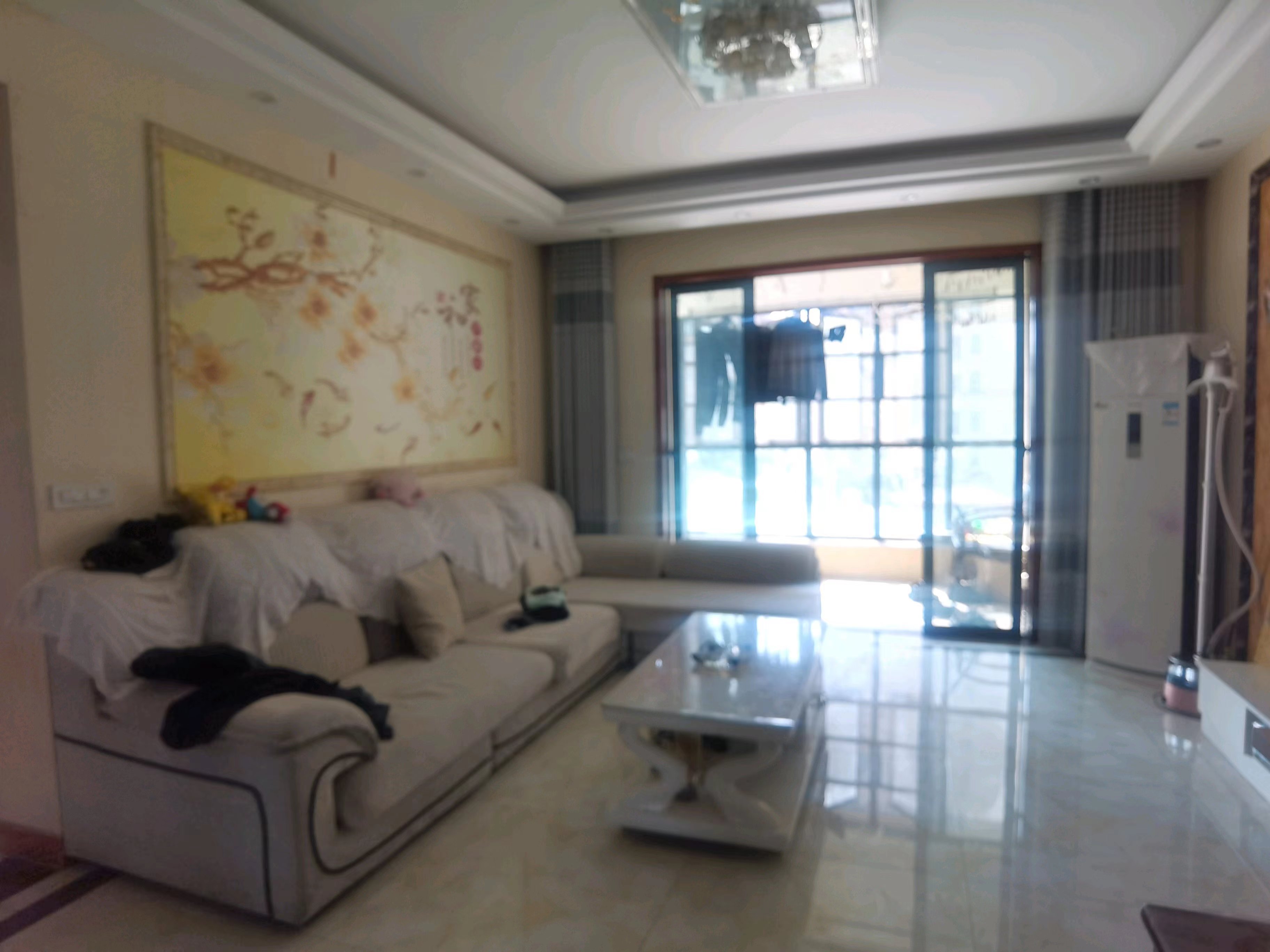 御台公馆.精装三房两卫.南北透通.看房方便