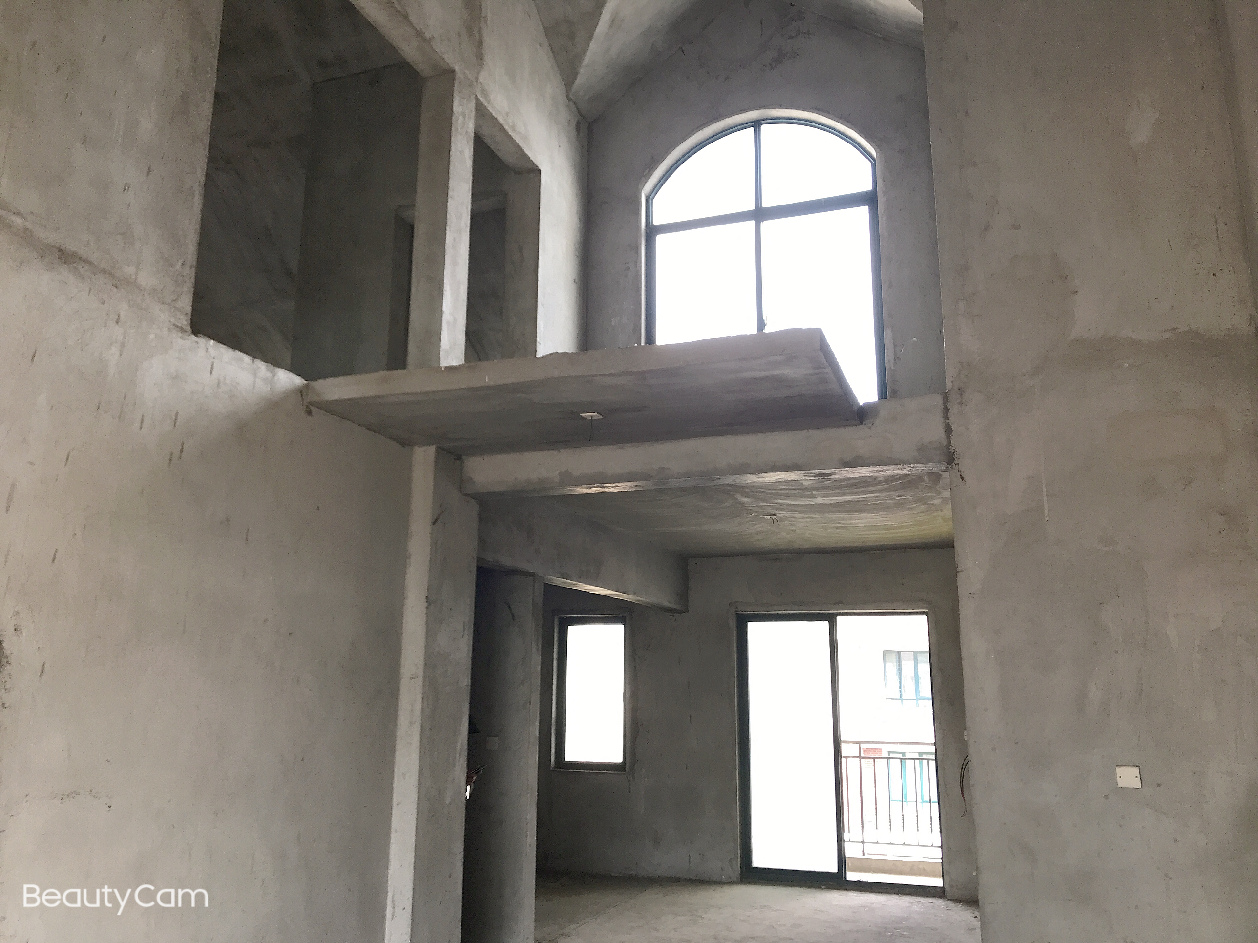 德政金园复式 南北通透 双阳台 送复式60平 证满二看房方便