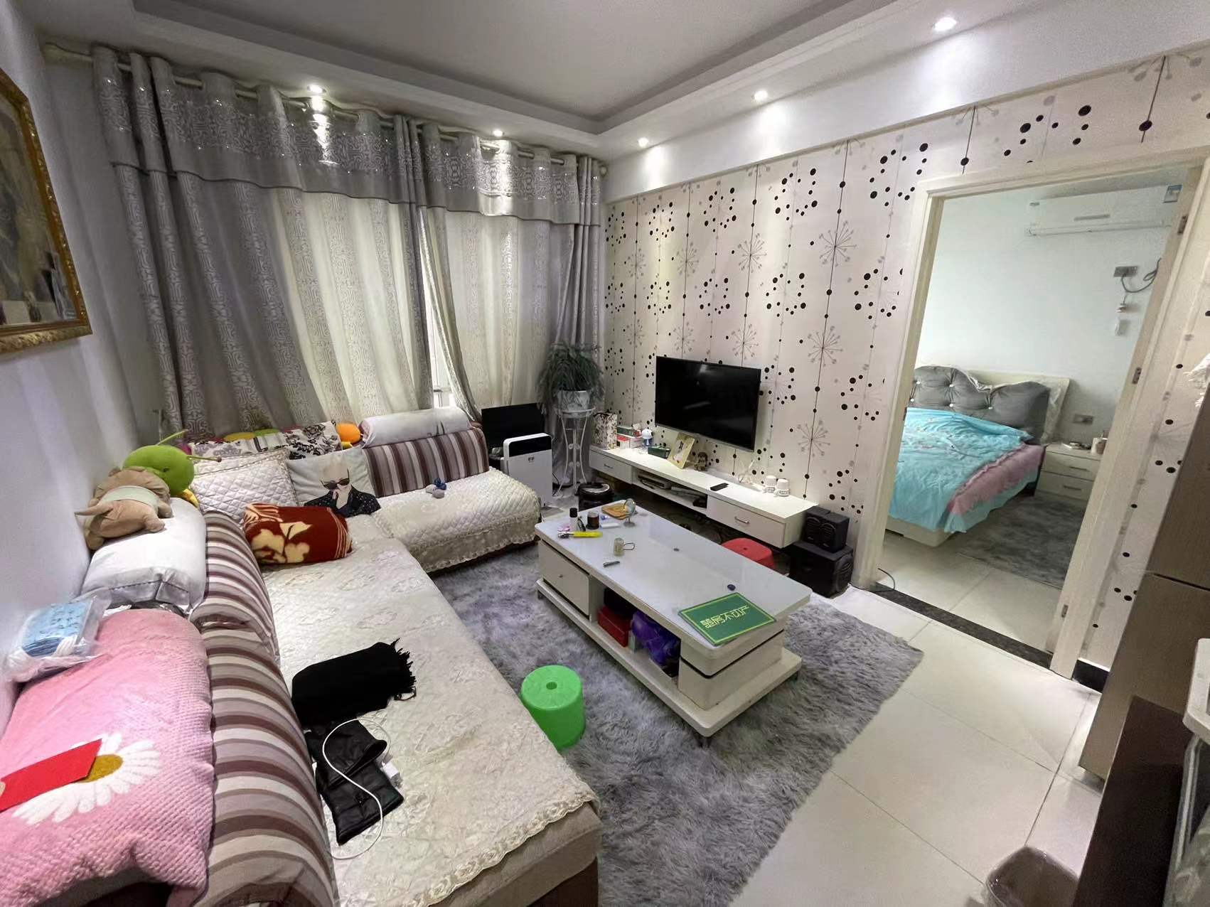 天下城市星座经典小户型带精装楼层采光很好欢迎看房诚意出售