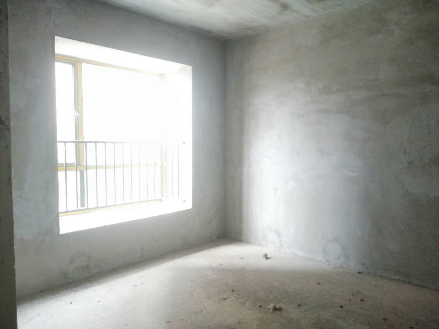 元泰未来城工程 房，一手网签，只能全款，2楼相当于3楼