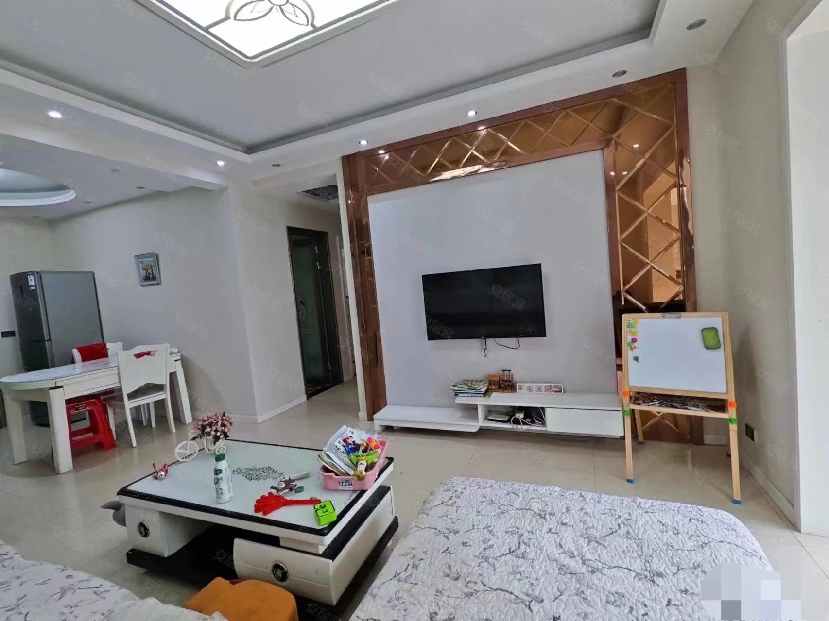 67，城南电梯好楼层，城市丽景，电梯中层，精装三房，证满二