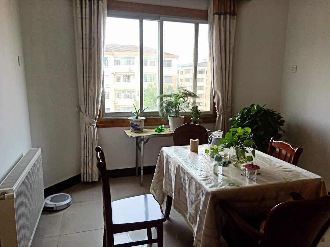 仙桃 旁德政园全屋新装大三房带暖气片拎包入住