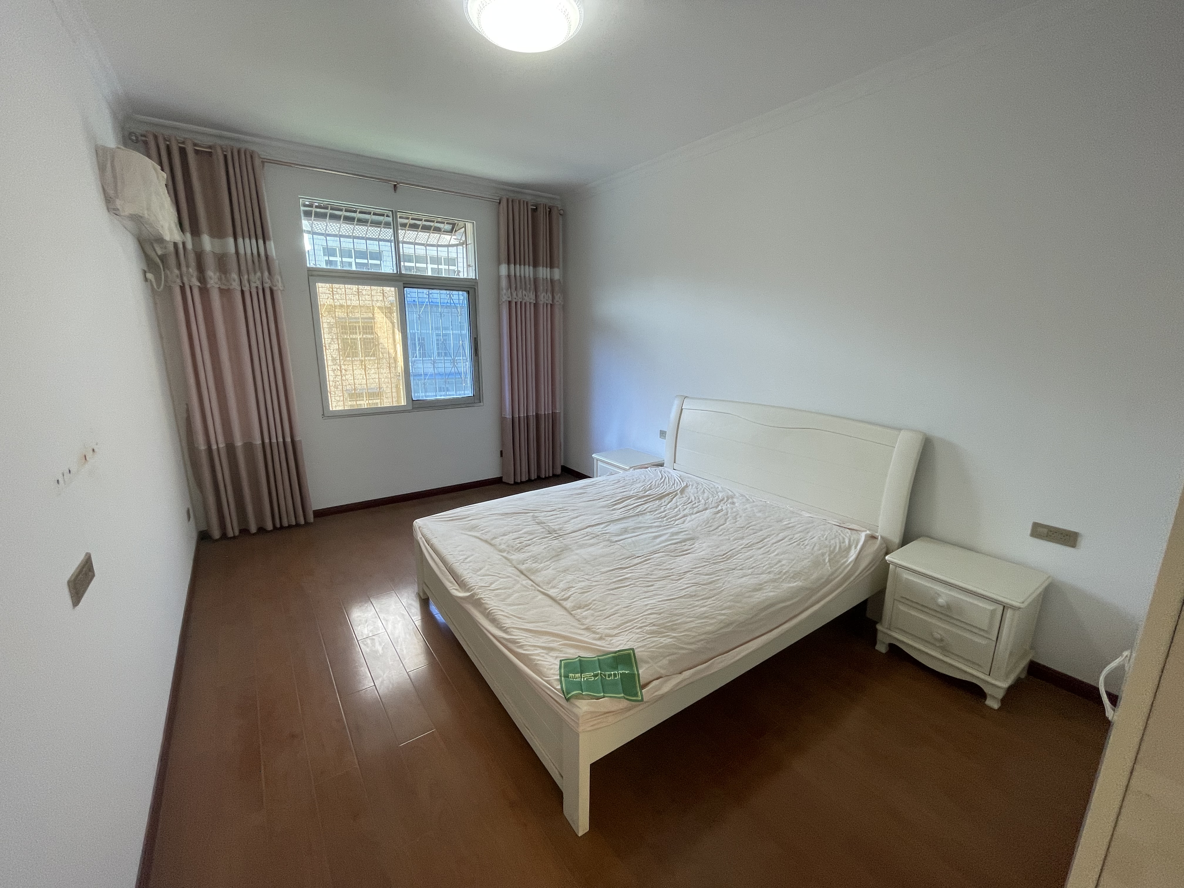 农委宿舍四房武商对面步梯好楼层新装修采光好小区院子大好停车