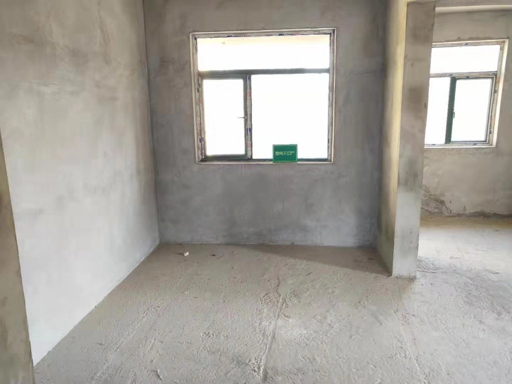 城南好房推荐新城一号新街毛坯三房南北通透户型看房方便