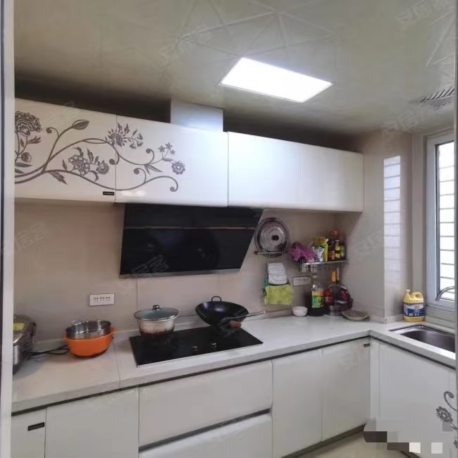 93，大捡漏‼️一中正对面，翰林公馆，精装三房，凤凰层，单价4700送车位