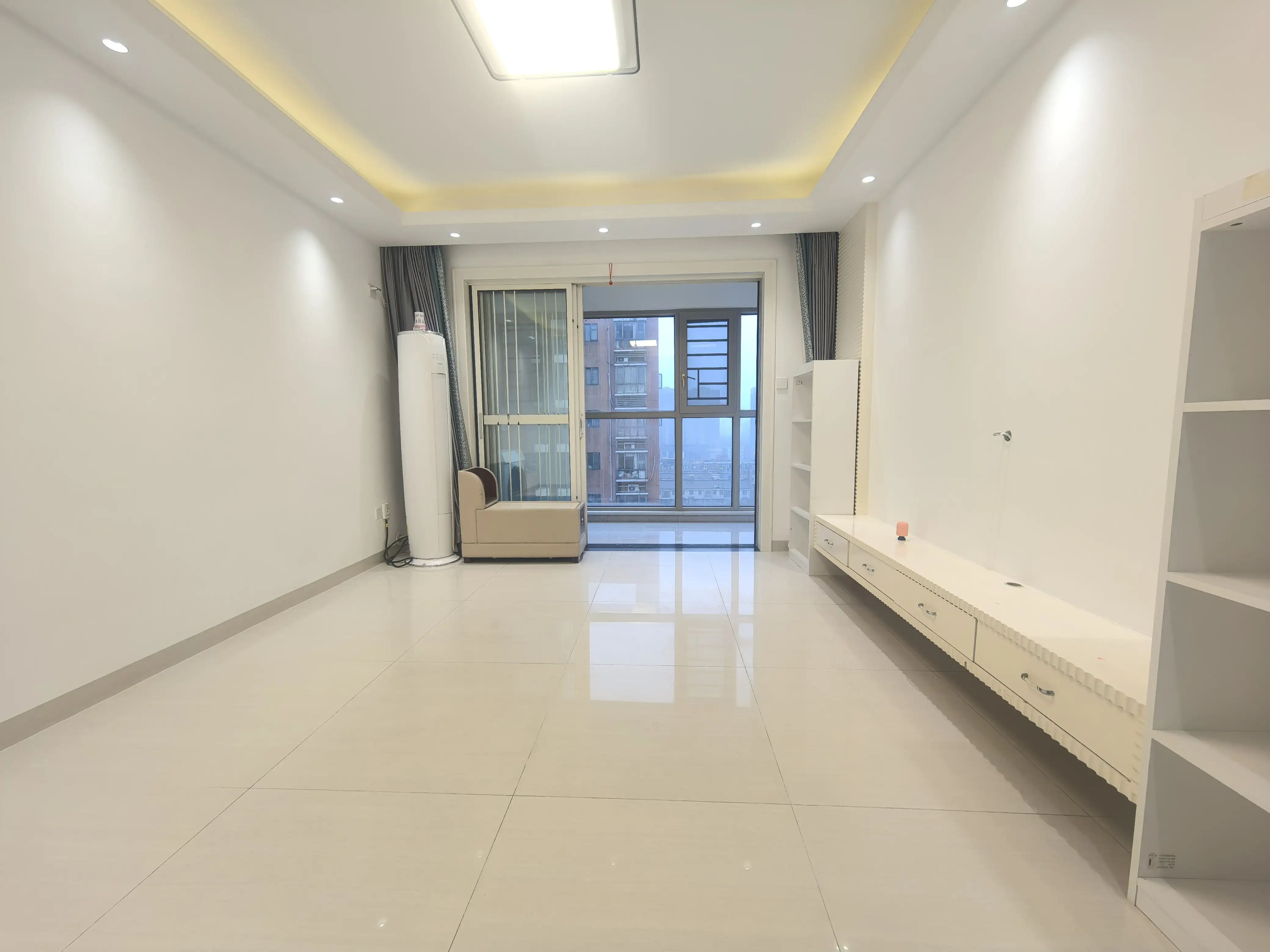 城南，捡漏，紫金城，电梯小高层，好楼层，成色新，精装两房，证满二