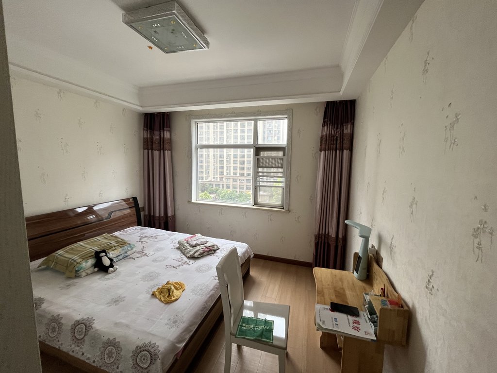 元泰未来城精装三房全屋中央空调南北通透出租