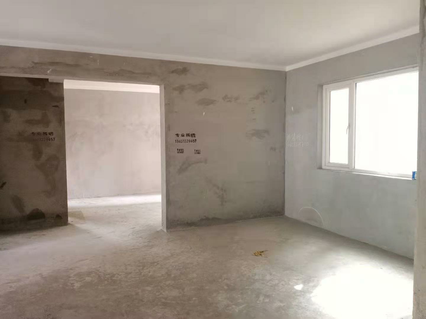 森林国际小高层双阳台大户型舒适雅居