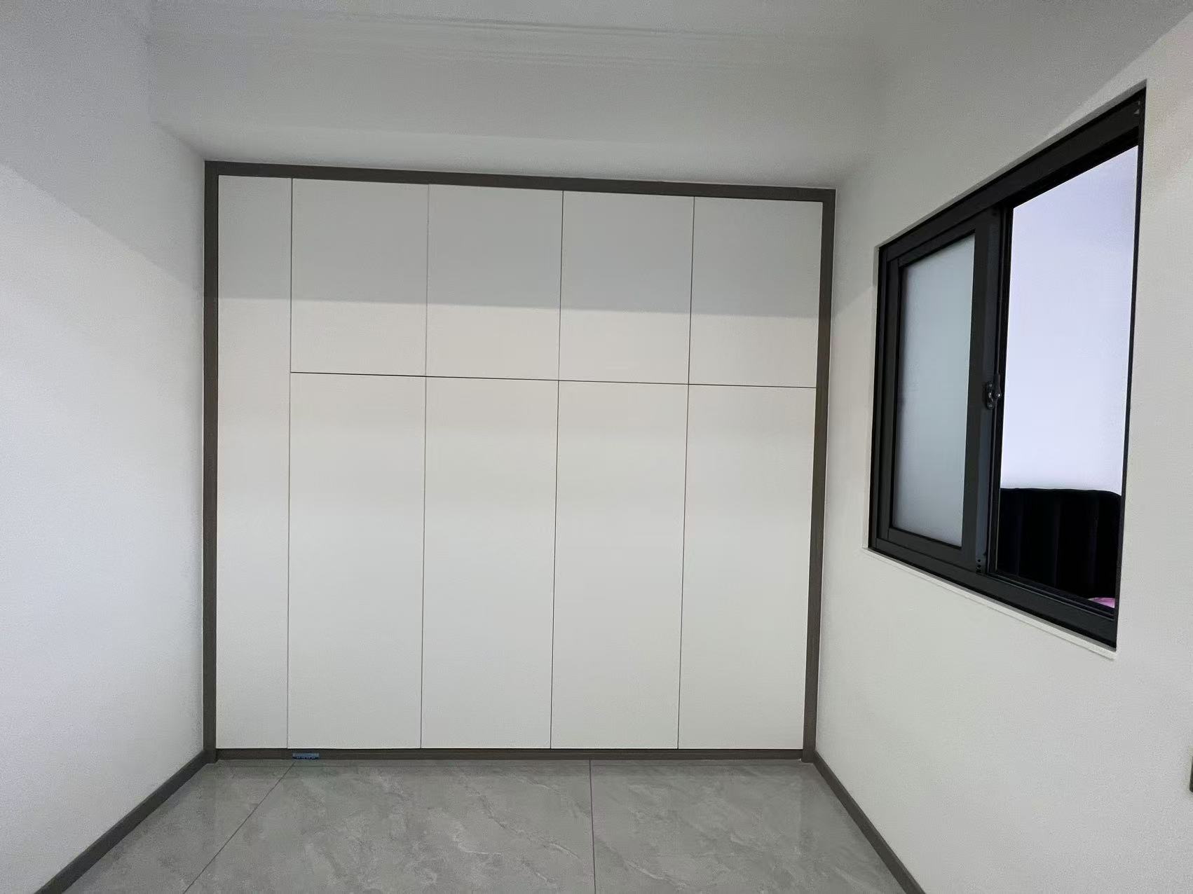 急售，商城，江滩公园旁，电梯精装2房，电梯好楼层，几乎全新