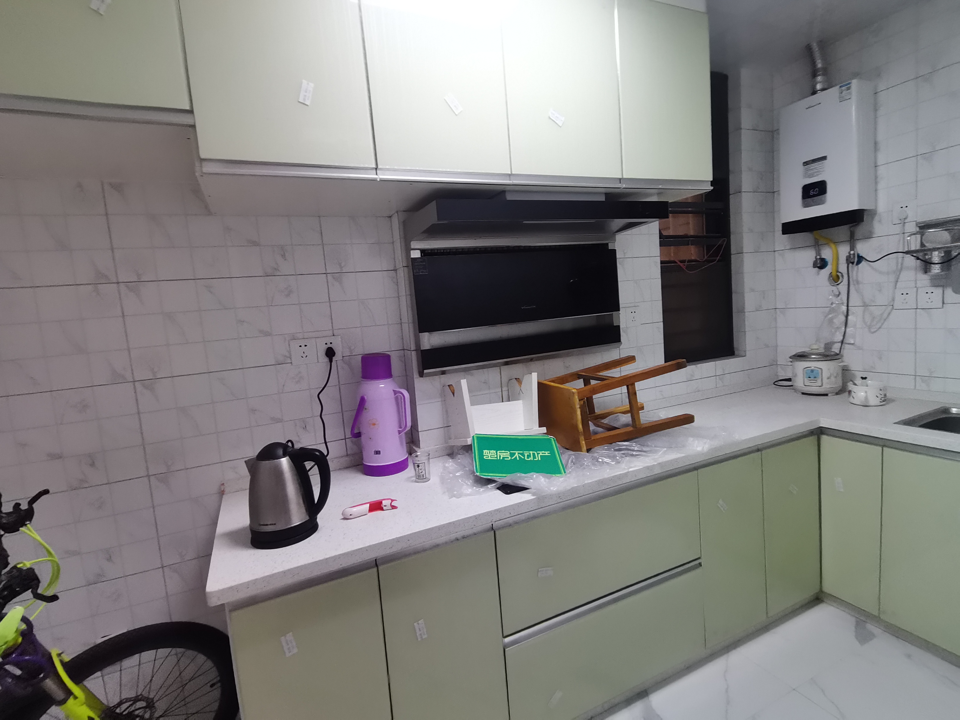 环球广场精装小三房户型方正房东诚意出售