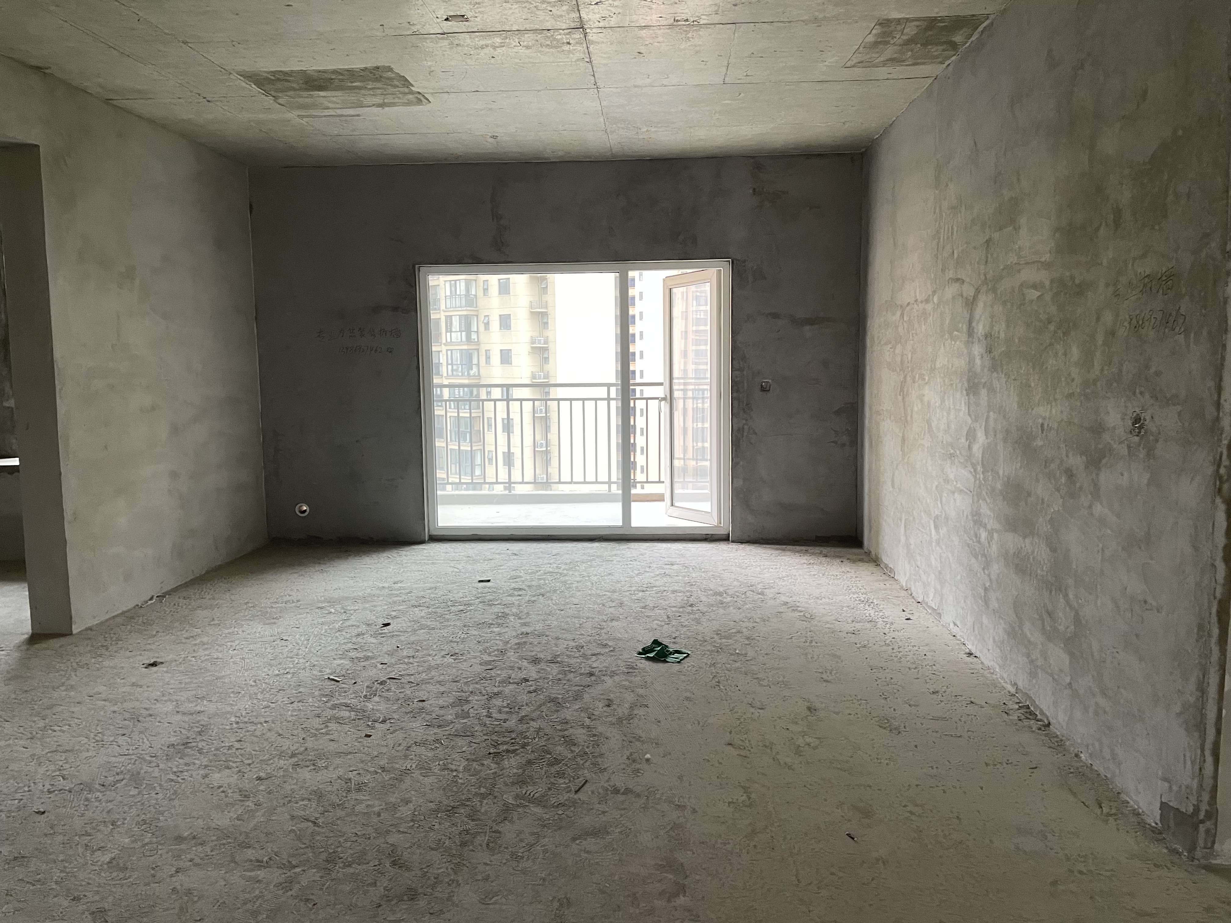 满庭春192平大平层毛坯湖景房没有不喜欢的道理带车位