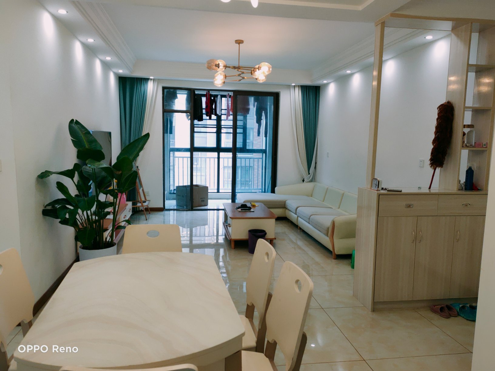 绿地华庭 121.8平 75万 精装修 拎包入住