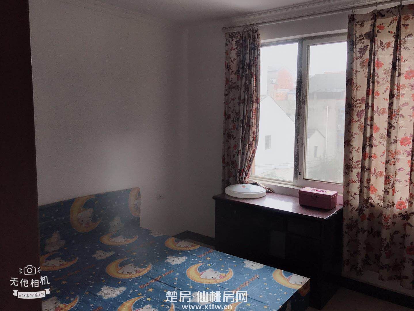 杜湖小区精装私房