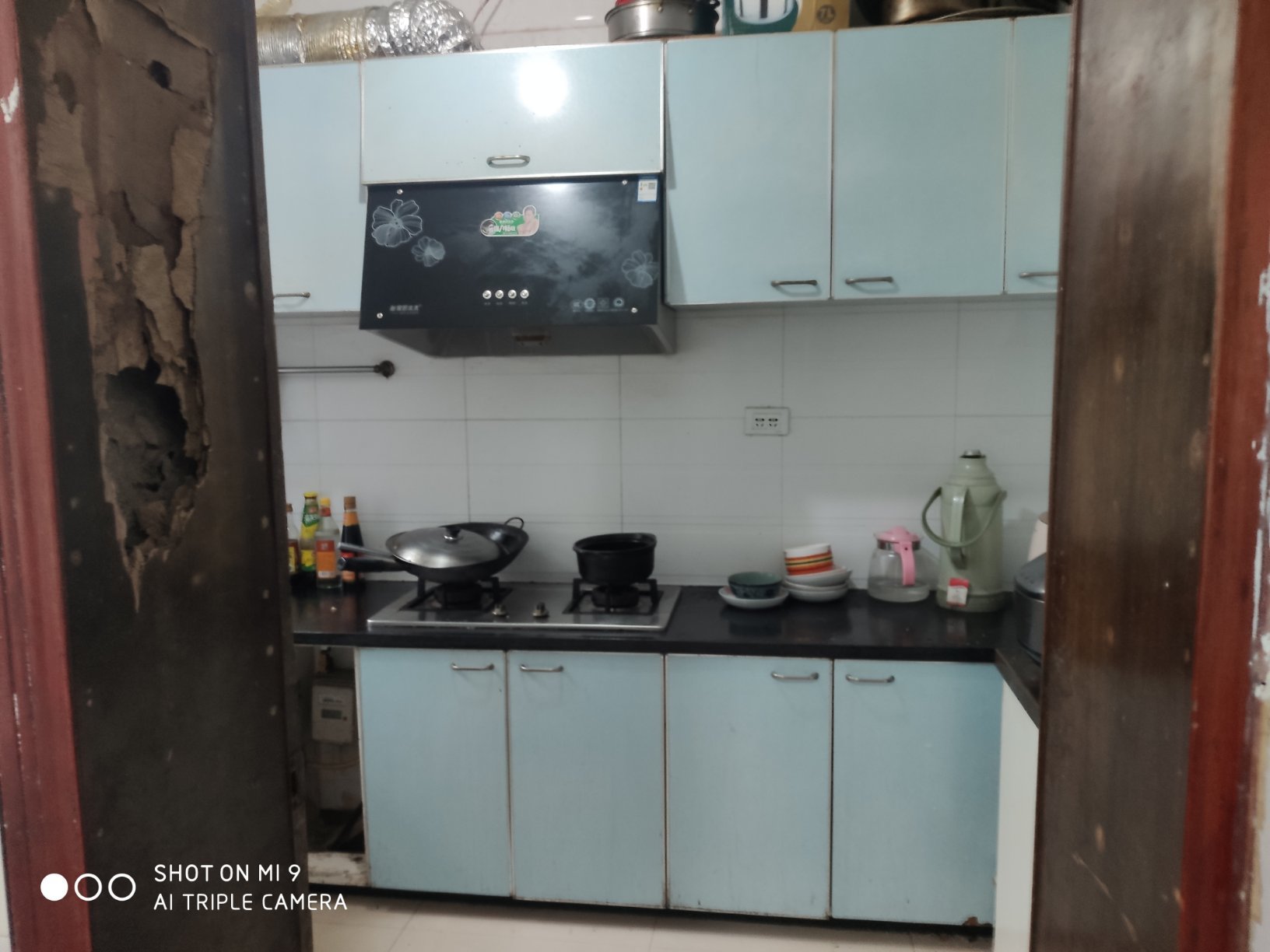 城东加油站工艺苑 地理位置非常优越，房东急售。