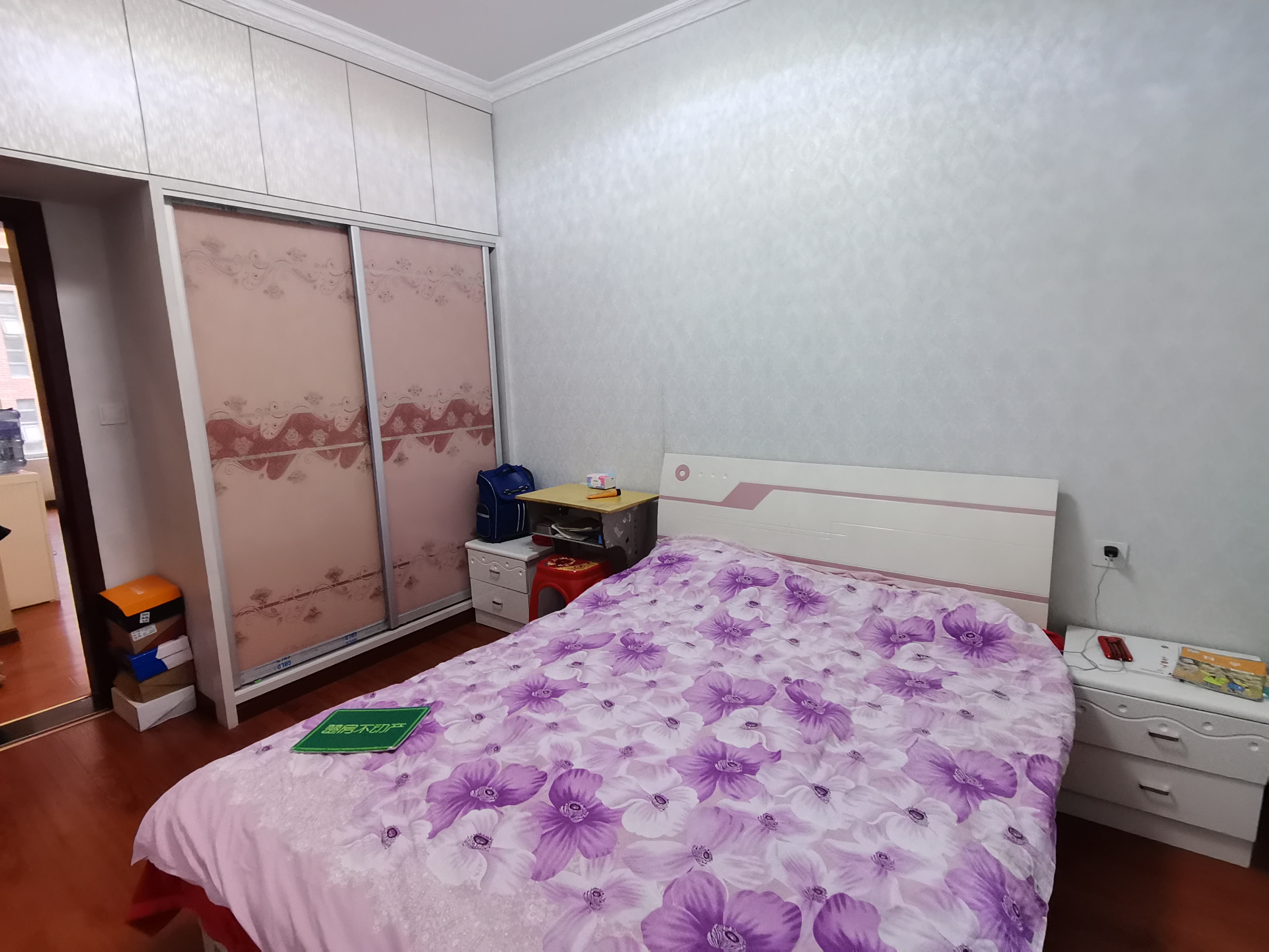 森林国际洋房出租中间楼层户型方正房东诚意出租