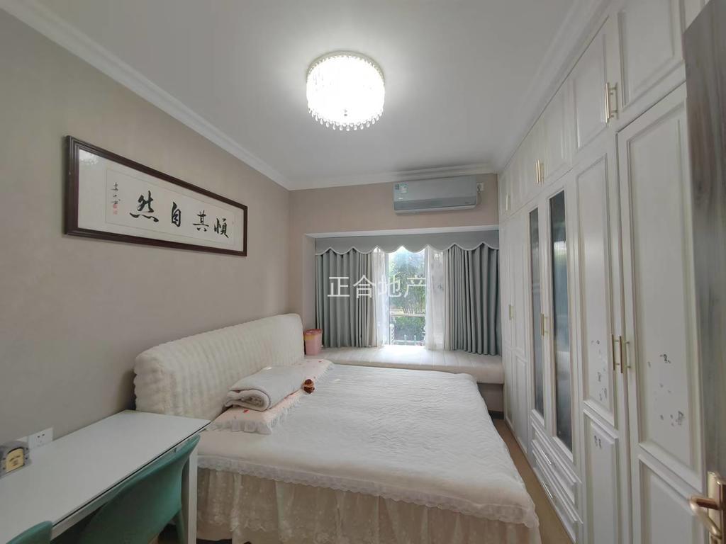 降价了，城南碧桂园，花园洋房，一梯一户，精装四房，单价5500送车位，全屋品牌，南北通透双阳台前后院子，