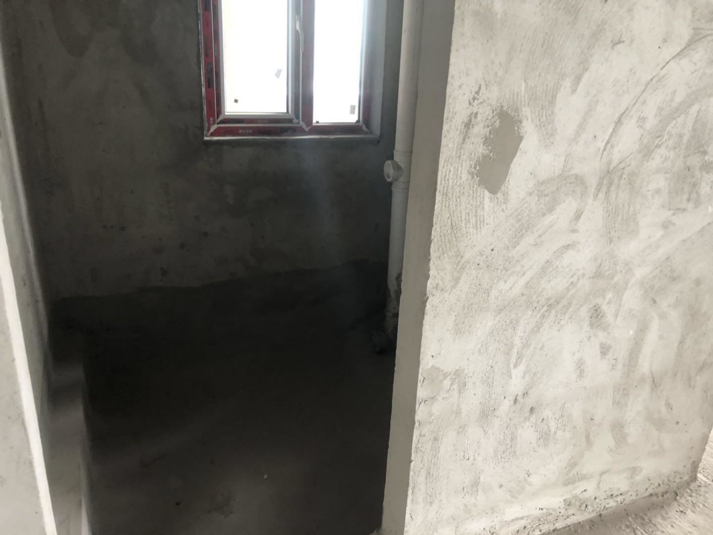 沔阳公馆毛坯三房两卫采光好户型方正 看房