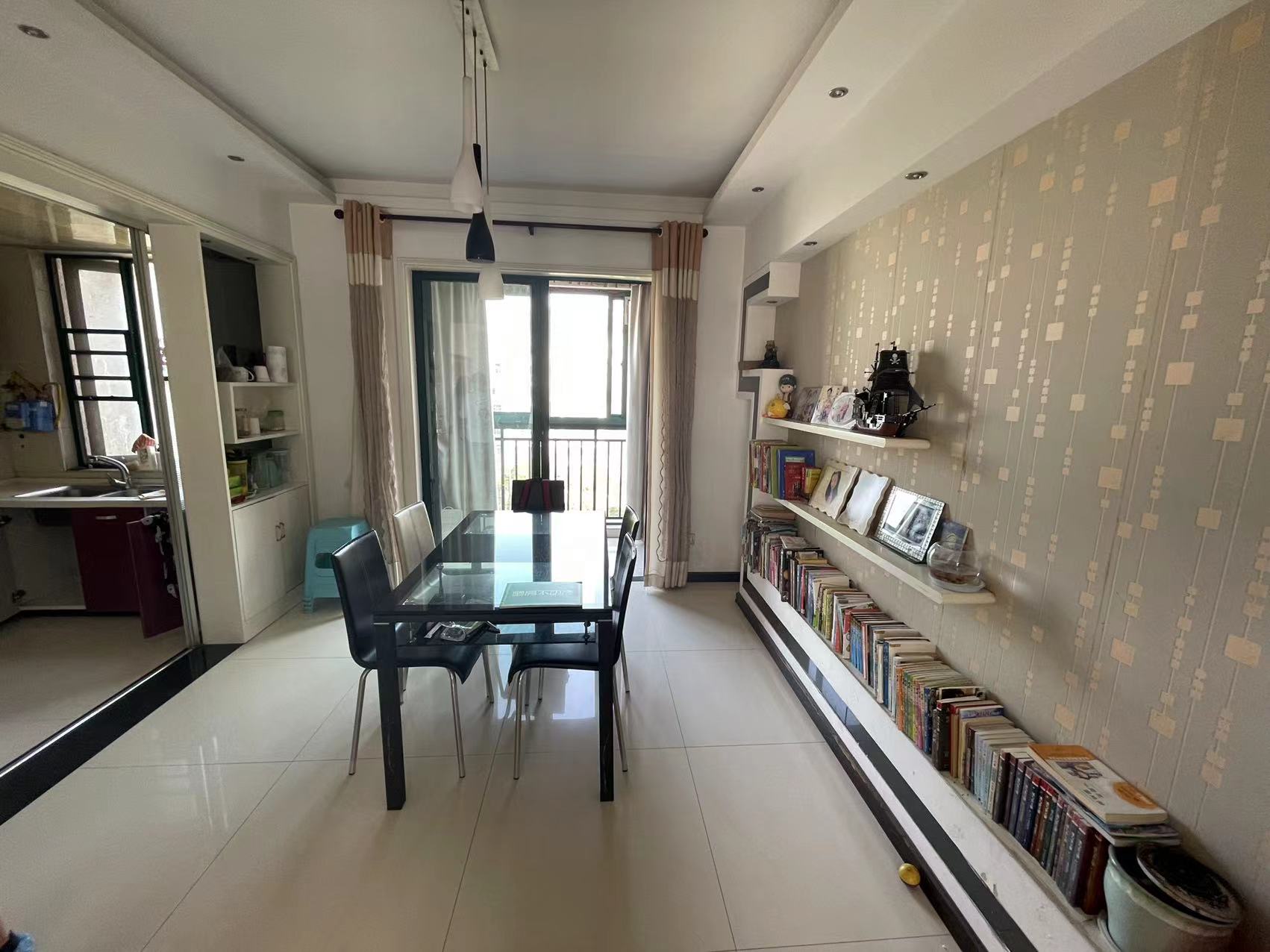 德政金园，精装两房，南北通透，双阳台，好的楼层，诚意出售